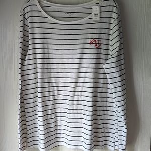 Woman's Loft Black & White Cat Long Sleeve T-shirt